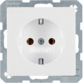 Berker Q.1 / Q.3 GNIAZDO SCHUKO białe